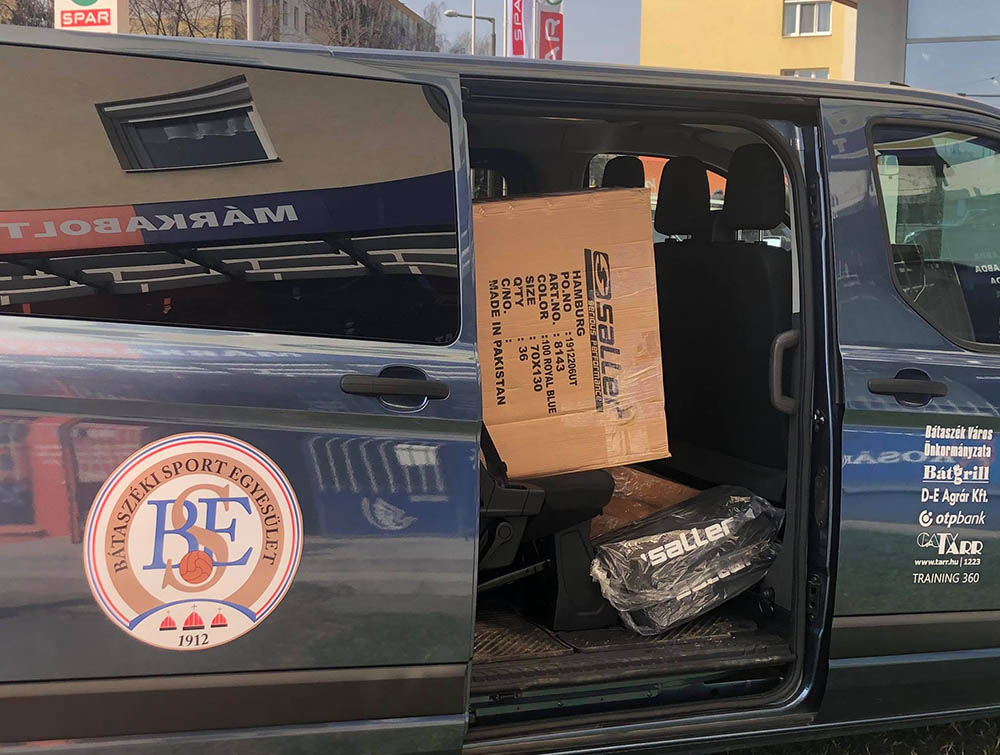 02 Szerződ&eacute;s a B&aacute;tasz&eacute;ki SE-vel - Webfixter